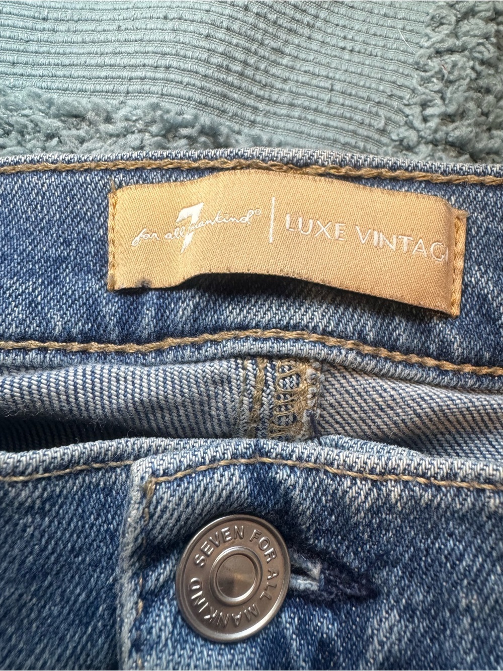 Seven for All Mankind Luxe Vintage The Ultra High Rise Jo Jeans - Picture 8 of 9